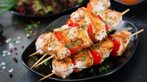 куриный шашлык с овощами