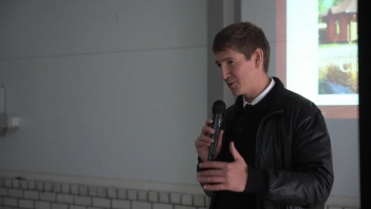 Алексей Юганов, руководитель по развитию ДОК Бабаевский Основной рынок для нас – внутренний. На него и планируем в дальнейшем ориентироваться