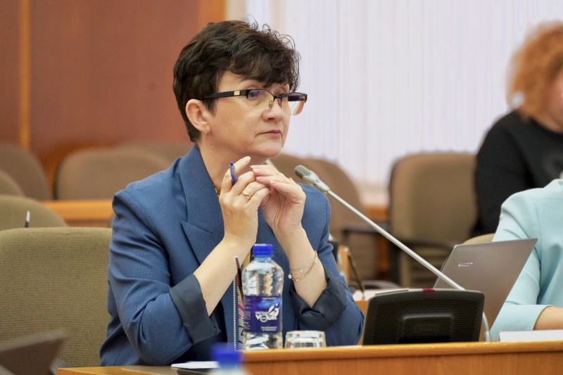 «Елена