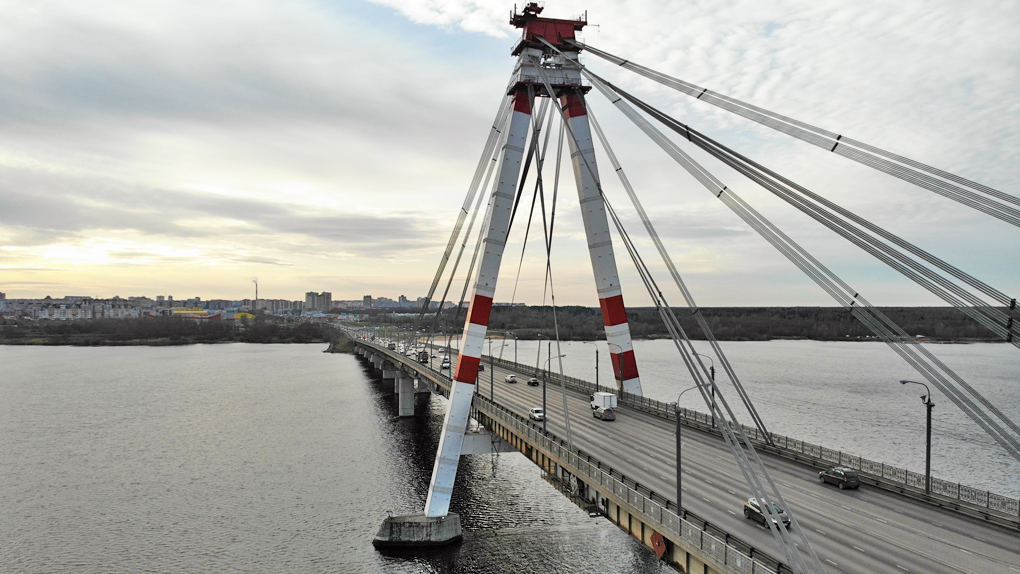 Октябрьский мост Октябрьский мост