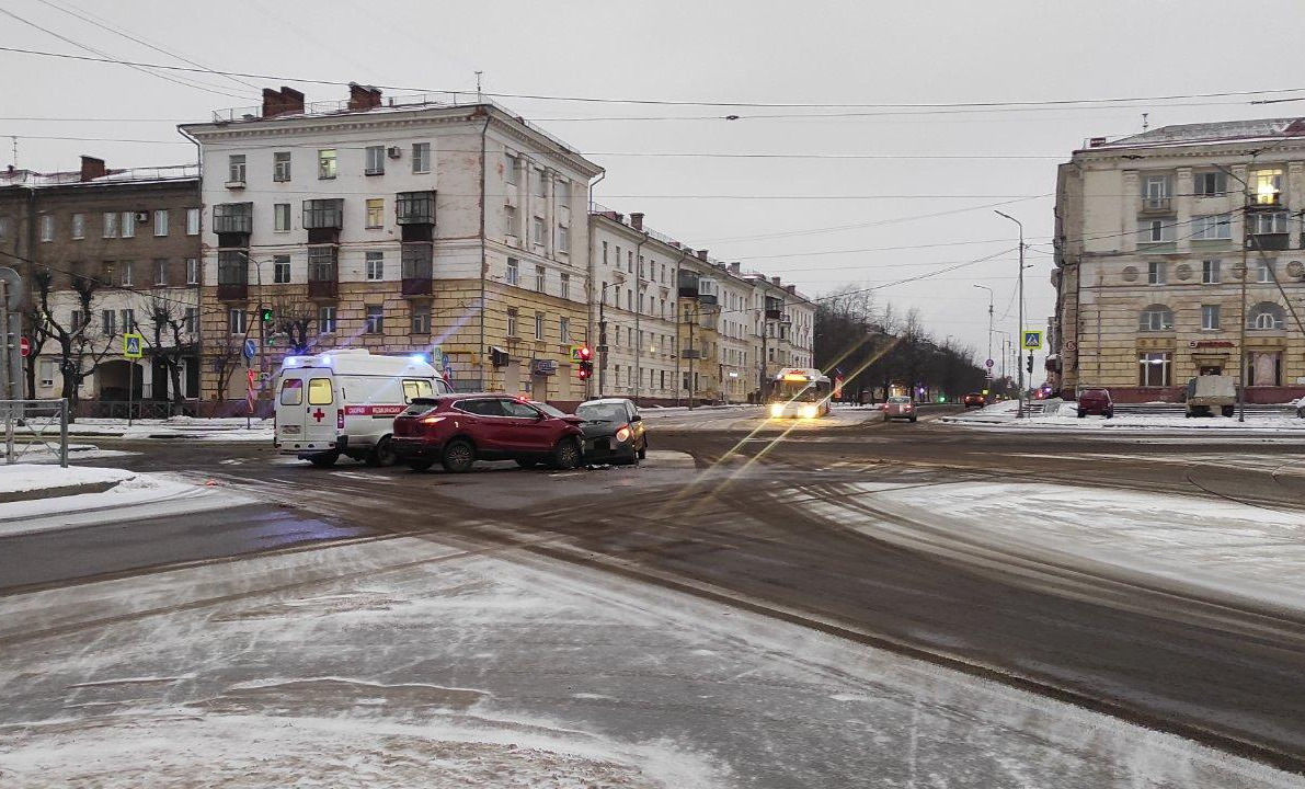 Машины после столкновения