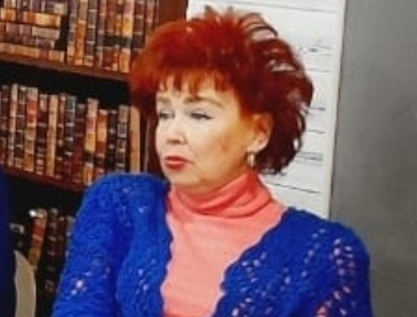 Елена Марашова