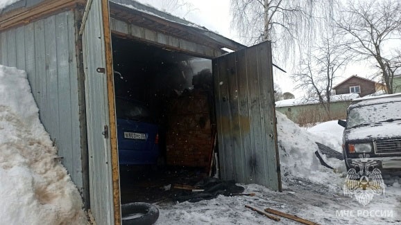 Гараж после пожара Гараж после пожара