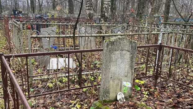 Памятники без табличек Памятники без табличек