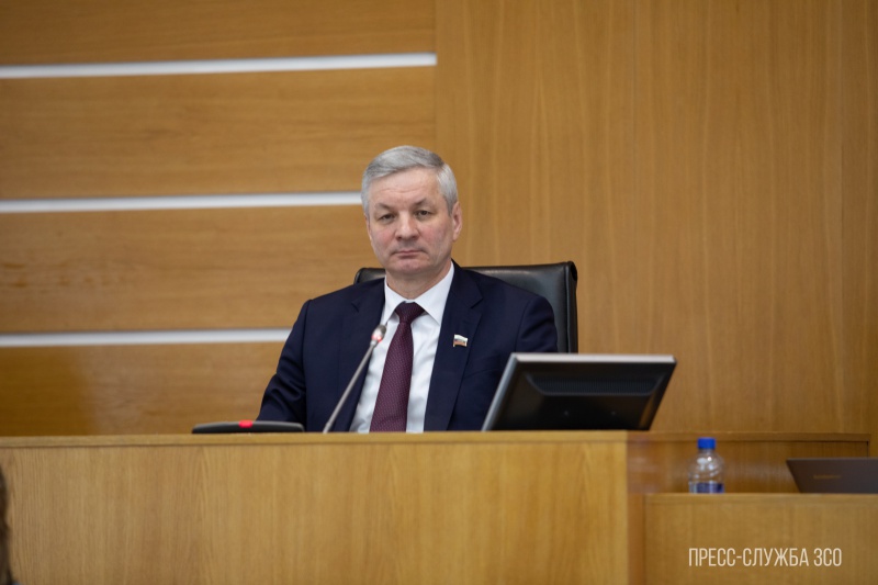 Андрей Луценко на сессии ЗСО 26 апреля 2023 Андрей Луценко на сессии ЗСО 26 апреля 2023