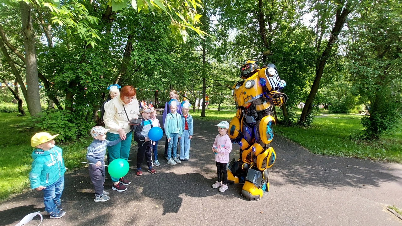 «Робот»