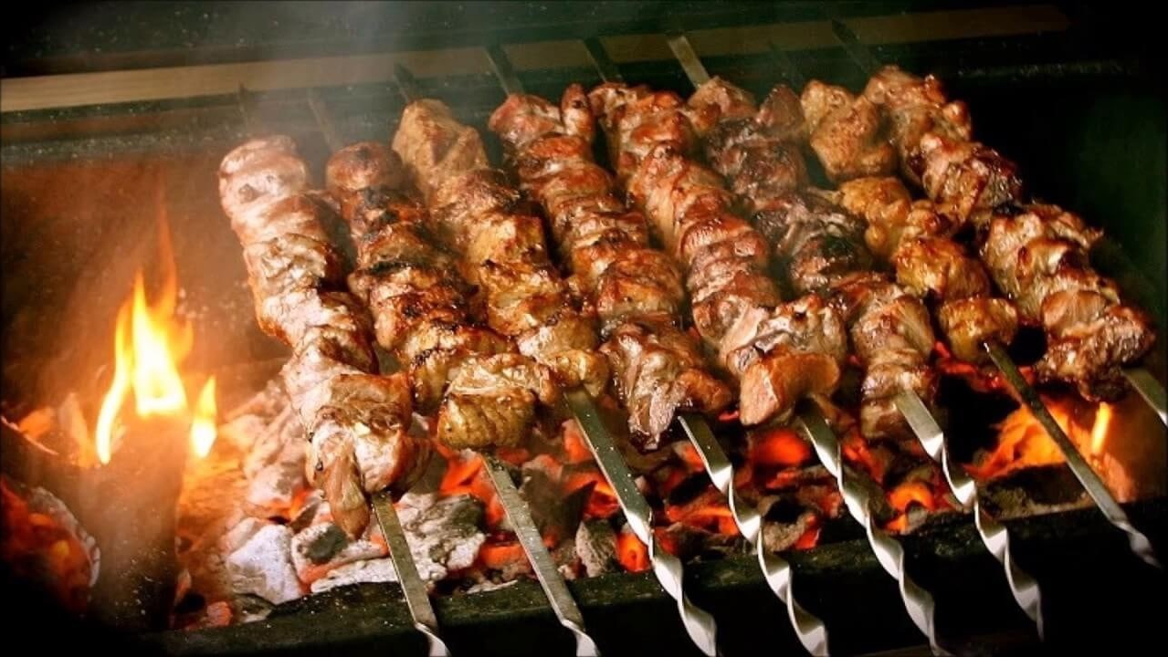 шашлык на мангале (2) шашлык на мангале (2)