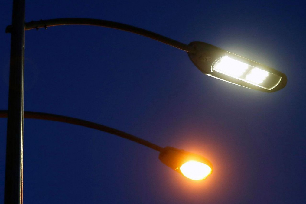 Новые фонари на дороге в Вичелово