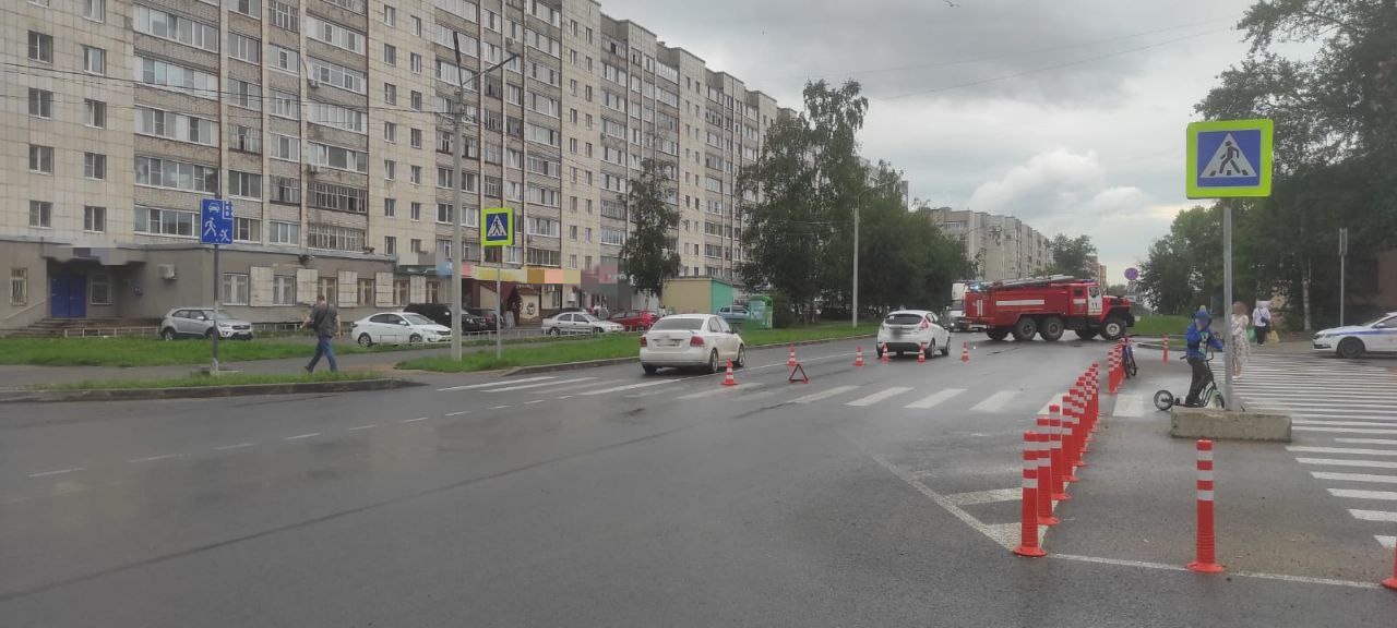 Из-за ДТП свободной осталась лишь одна полоса