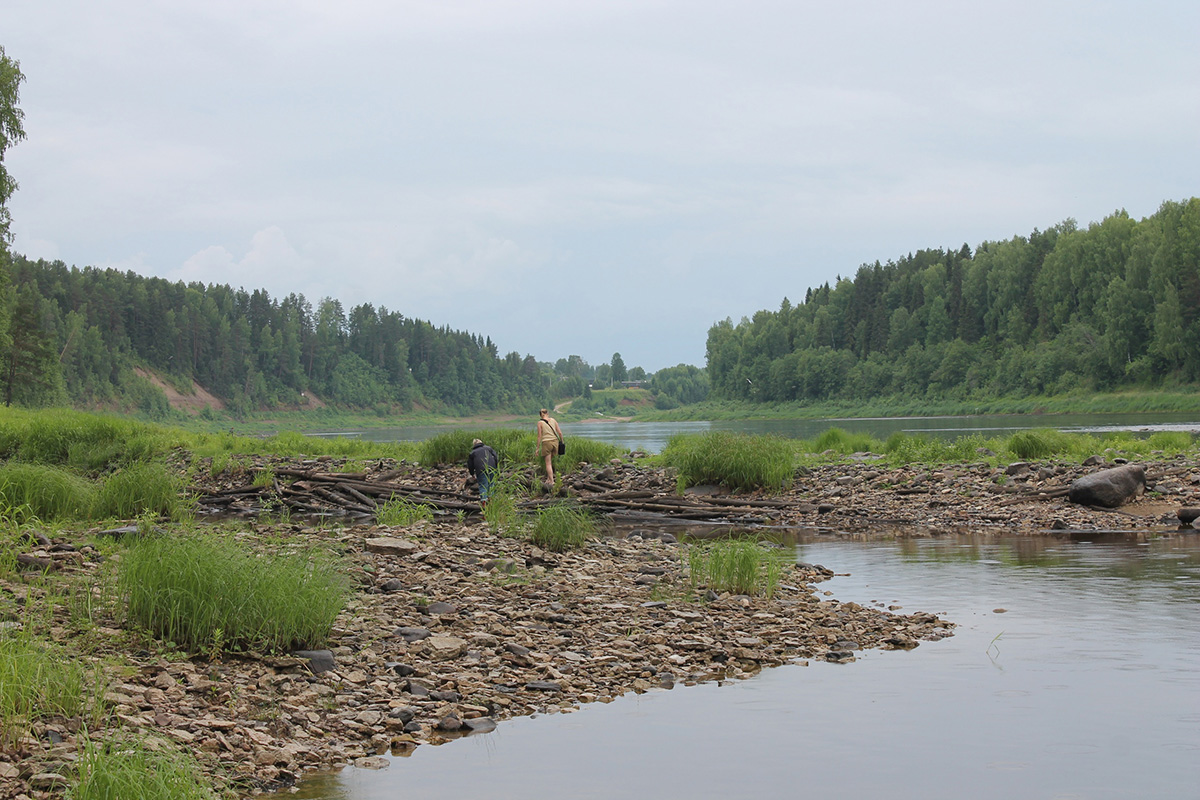 «Река