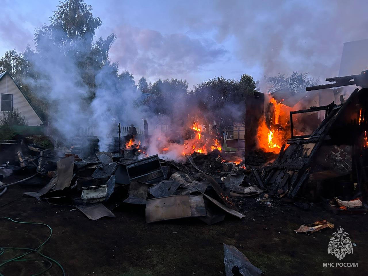 Пожар в деревне Вичелово