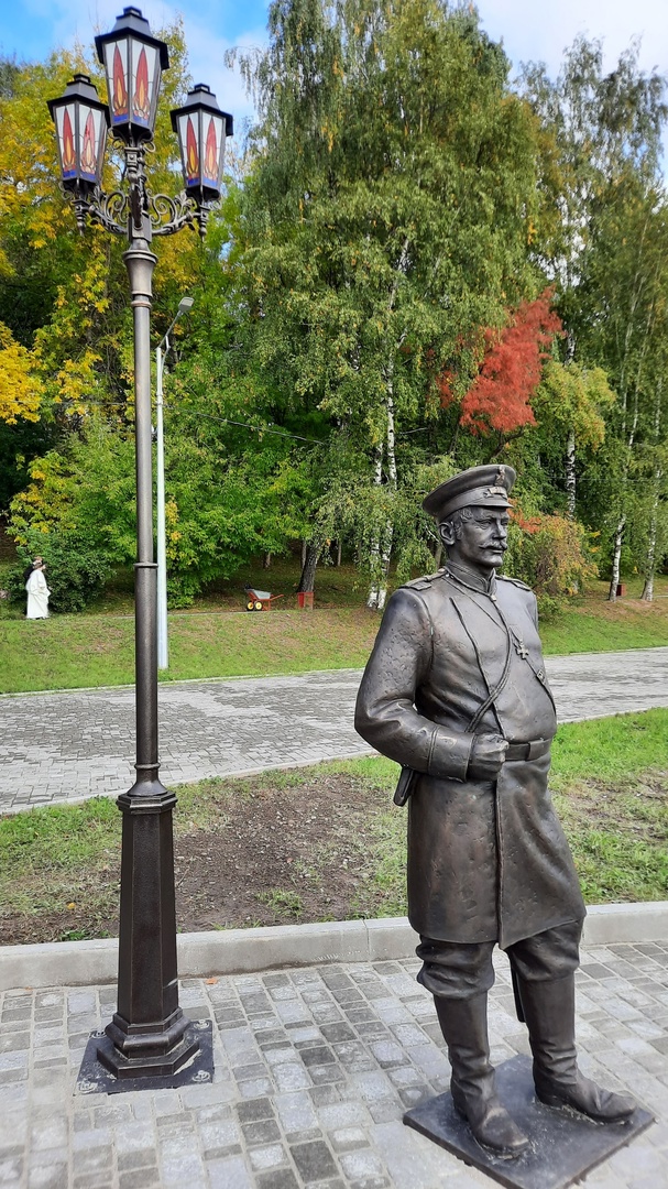 Фонарь не просто часть арт-объекта, он рабочий