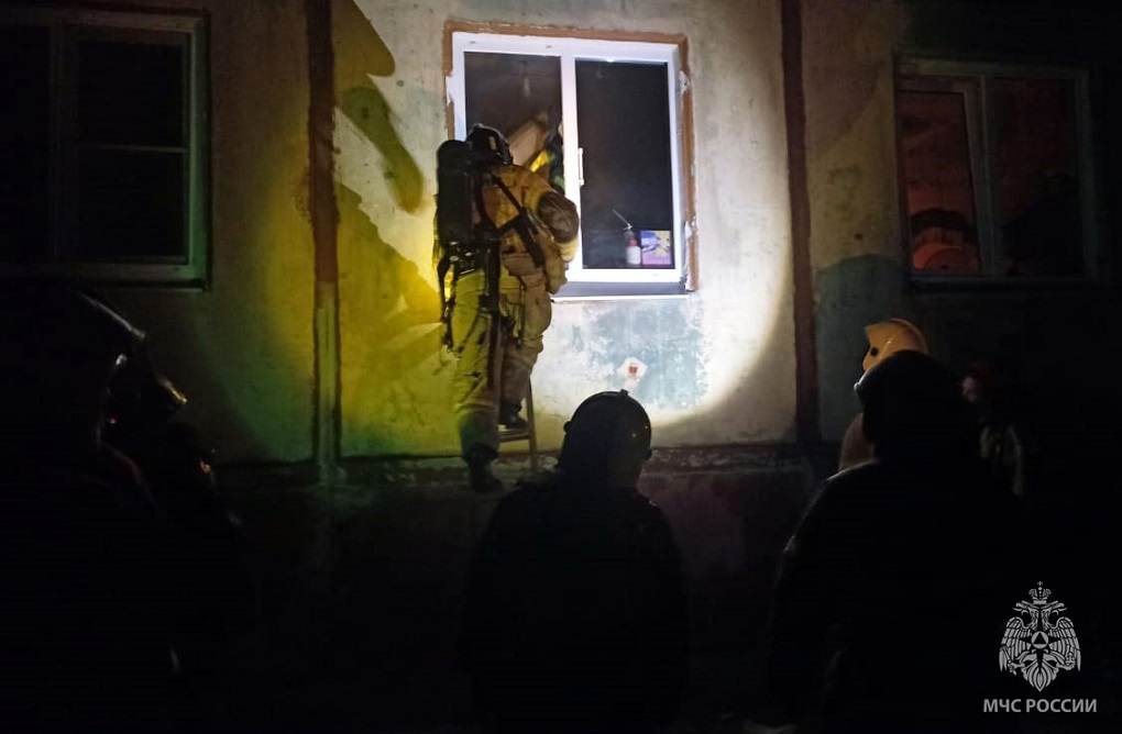 Пожар на улице Парковой Пожар на улице Парковой