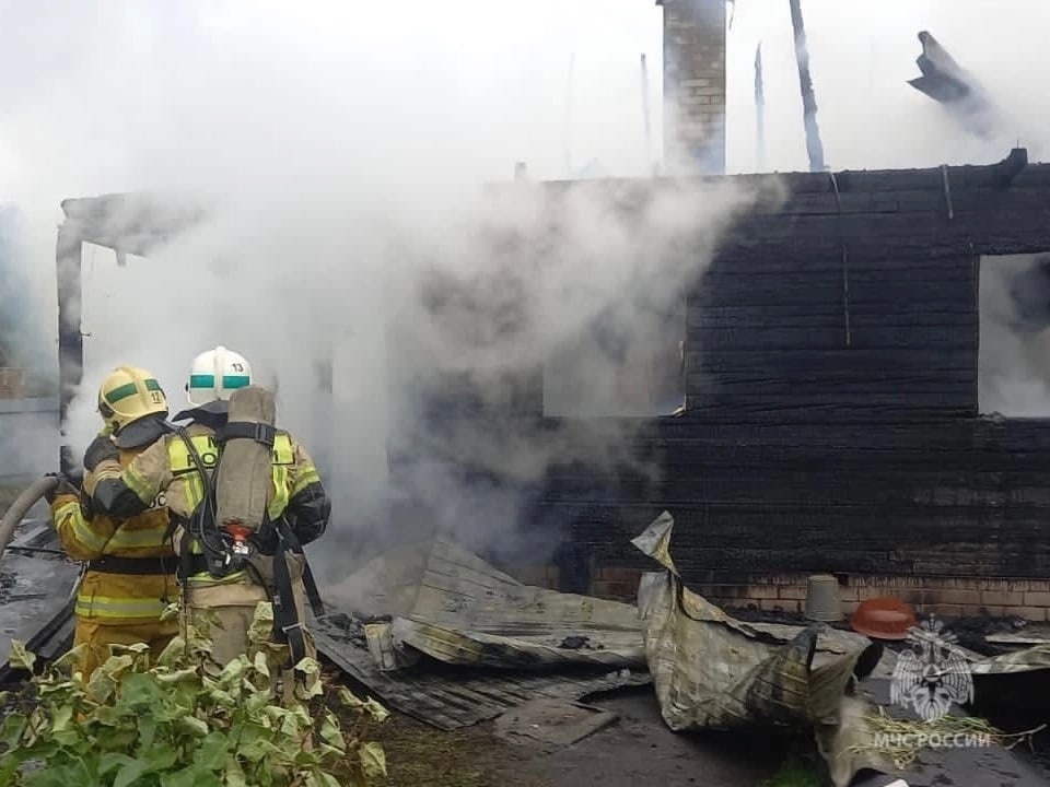 Пожар в деревне Нова Пожар в деревне Нова