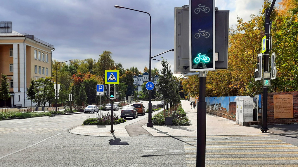 Светофор для велосипедистов в Череповце