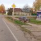 ВАЗ на тротуаре