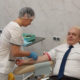 Алексей Плотников сдает кровь