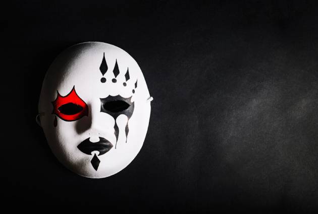 Одни боятся пятницы 13, а другие - прекрасно зарабатывают в этот день деньги