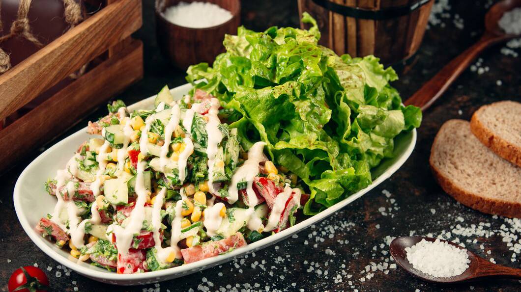 fresh-vegetable-salad-on-the-table_140725-340