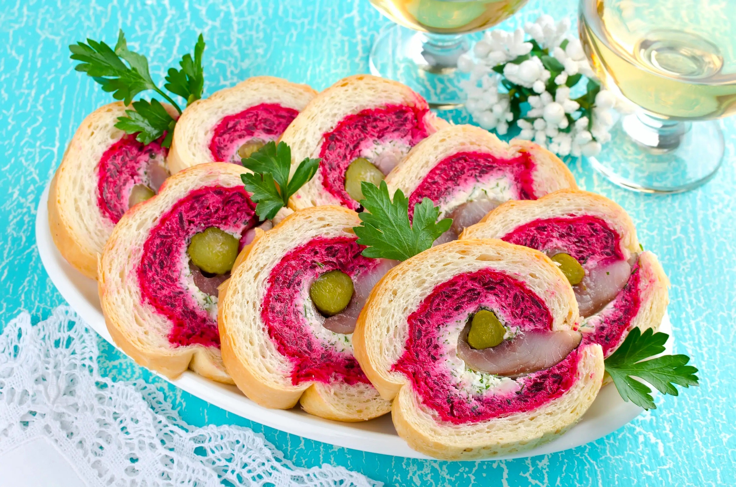 Ko9paIViONU (1)