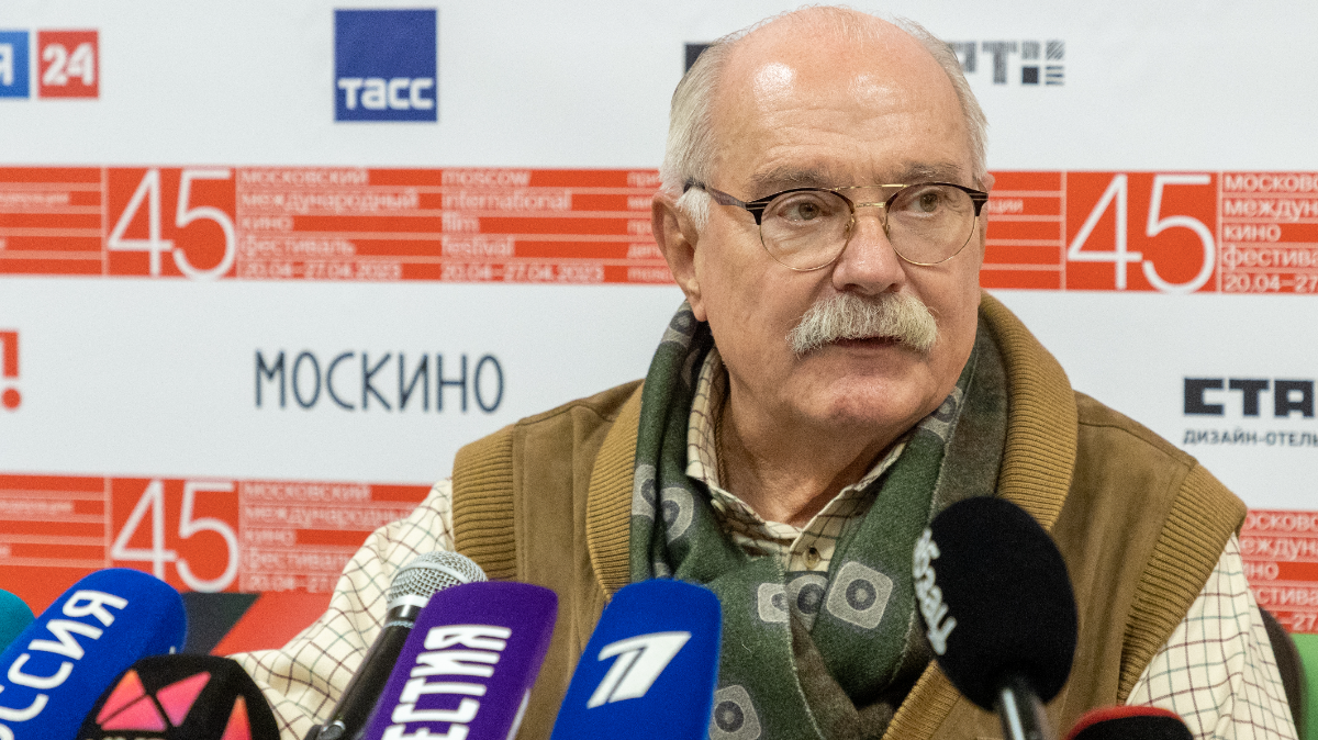 Никита Михалков «Не может сниматься»: Михалков объяснил, как справился с обидой на Меньшикова