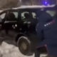 Врио губернатора толкает машину