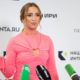 Ольга Бузова станцевала приватный танец для поклонников: видео