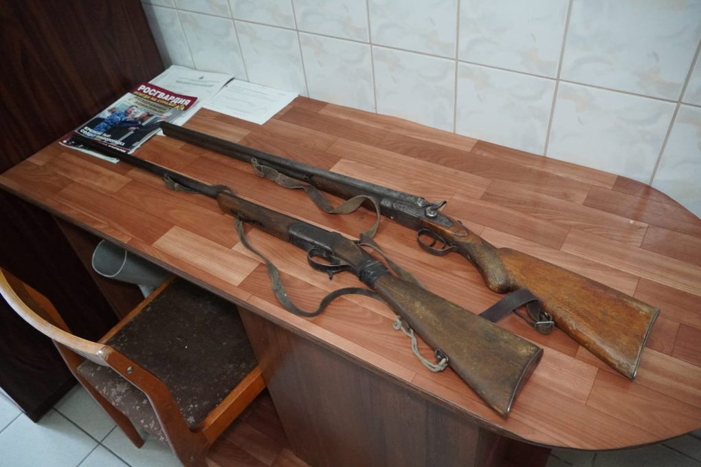Оружие должно храниться с соблюдением норм Оружие должно храниться с соблюдением норм