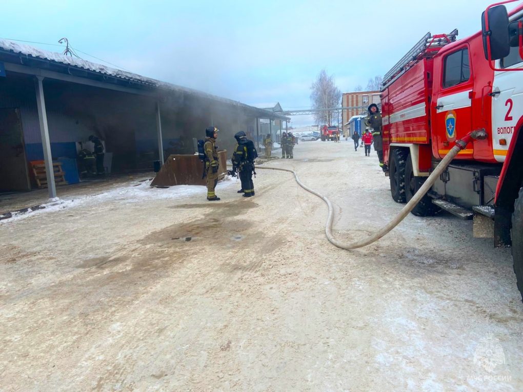 Пожар на складе Пожар на складе