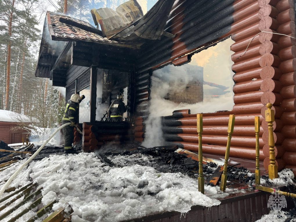 Дом после пожара Дом после пожара