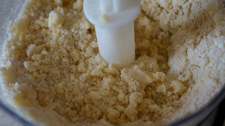 pesochnoye-testo-dlya-piroga-07