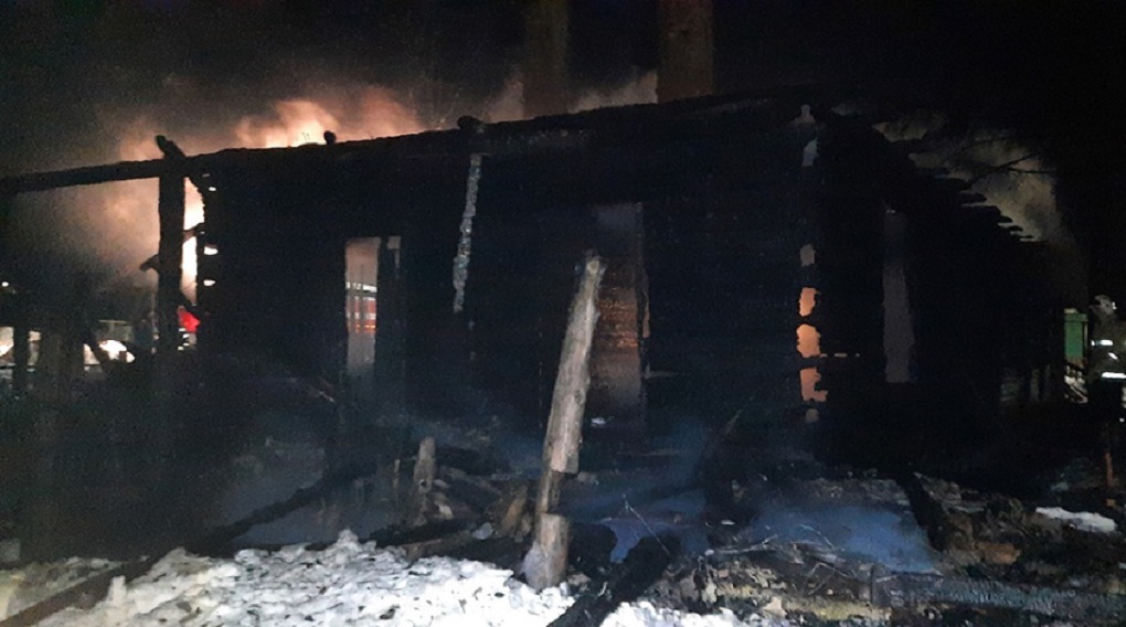 Пожар в доме - архив Пожар в доме - архив
