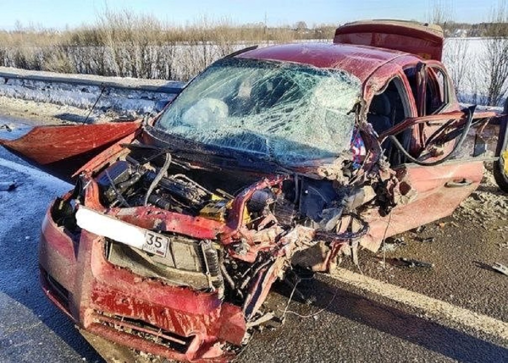 Шевроле после аварии Шевроле после аварии
