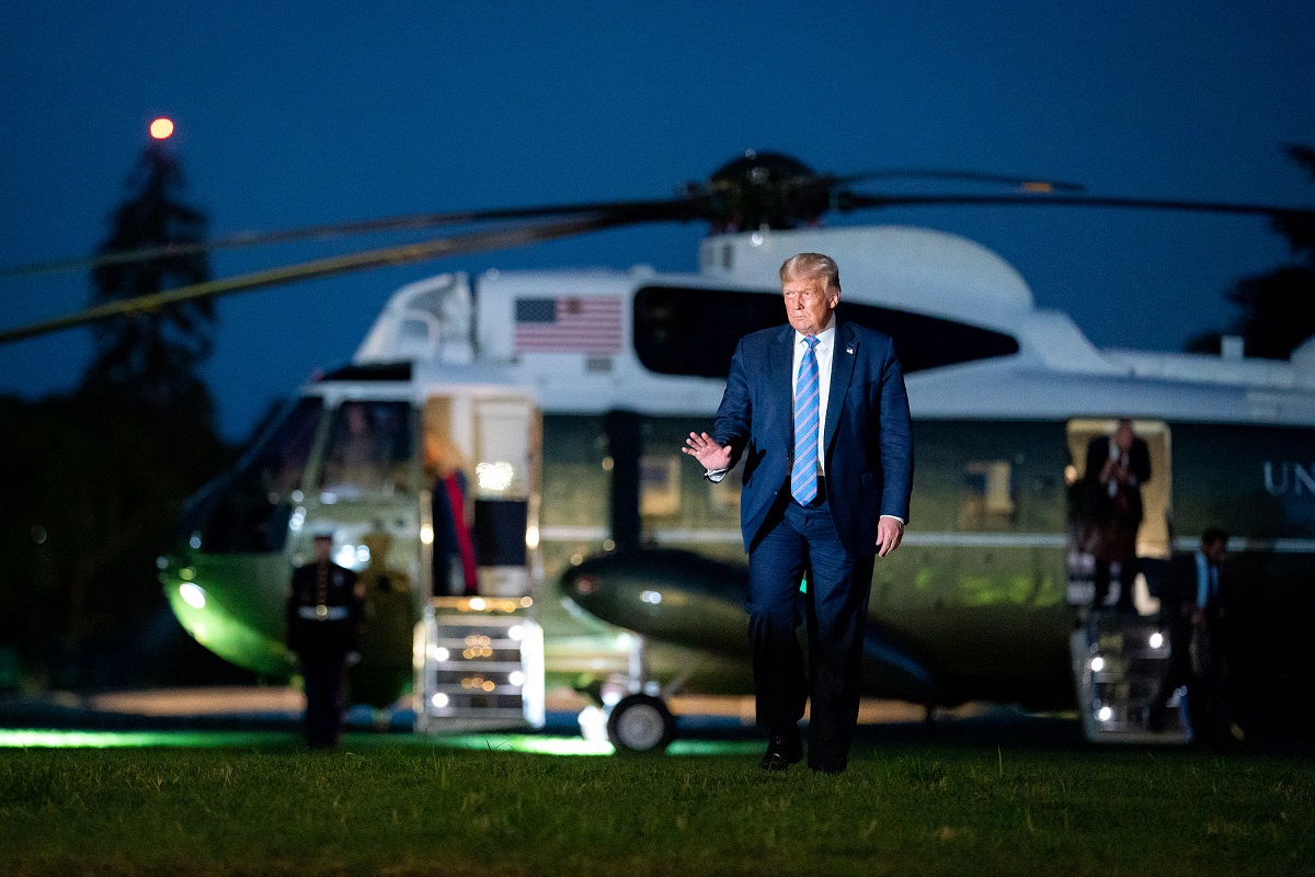 Верховный суд США решал, может ли мятежник Трамп стать президентом Верховный суд США решал, может ли мятежник Трамп стать президентом