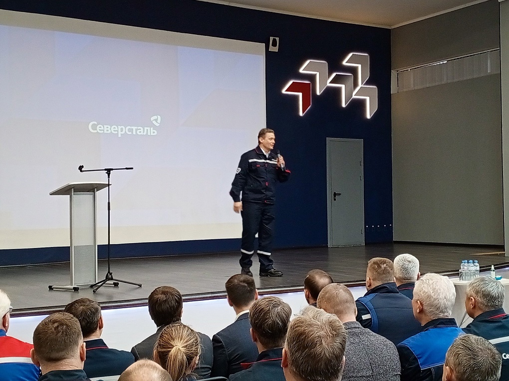 Георгий Филимонов на встрече с металлургами Георгий Филимонов на встрече с металлургами