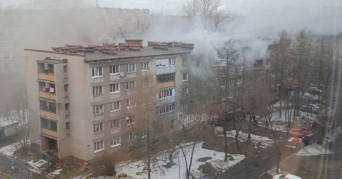 Пожар на улице Молодежной Пожар на улице Молодежной