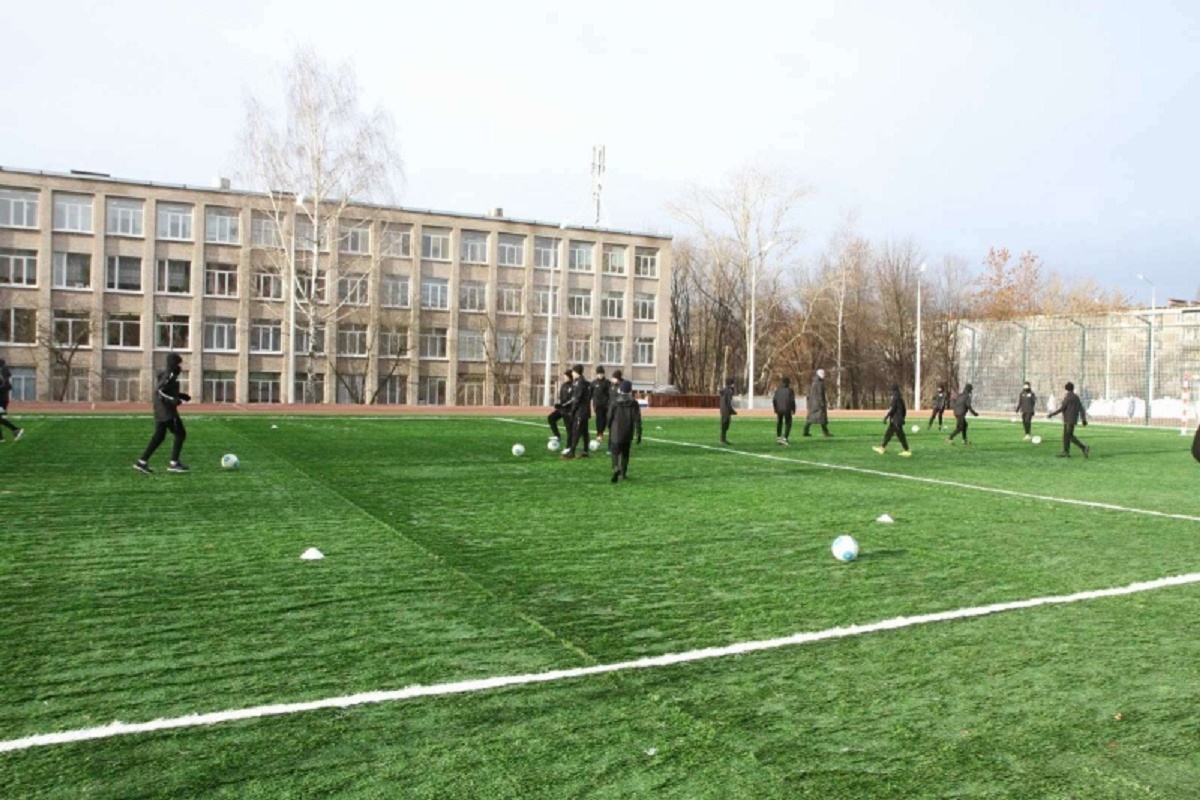 Пришкольный стадион Пришкольный стадион