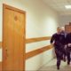 Евгения Шулепова ведут в зал