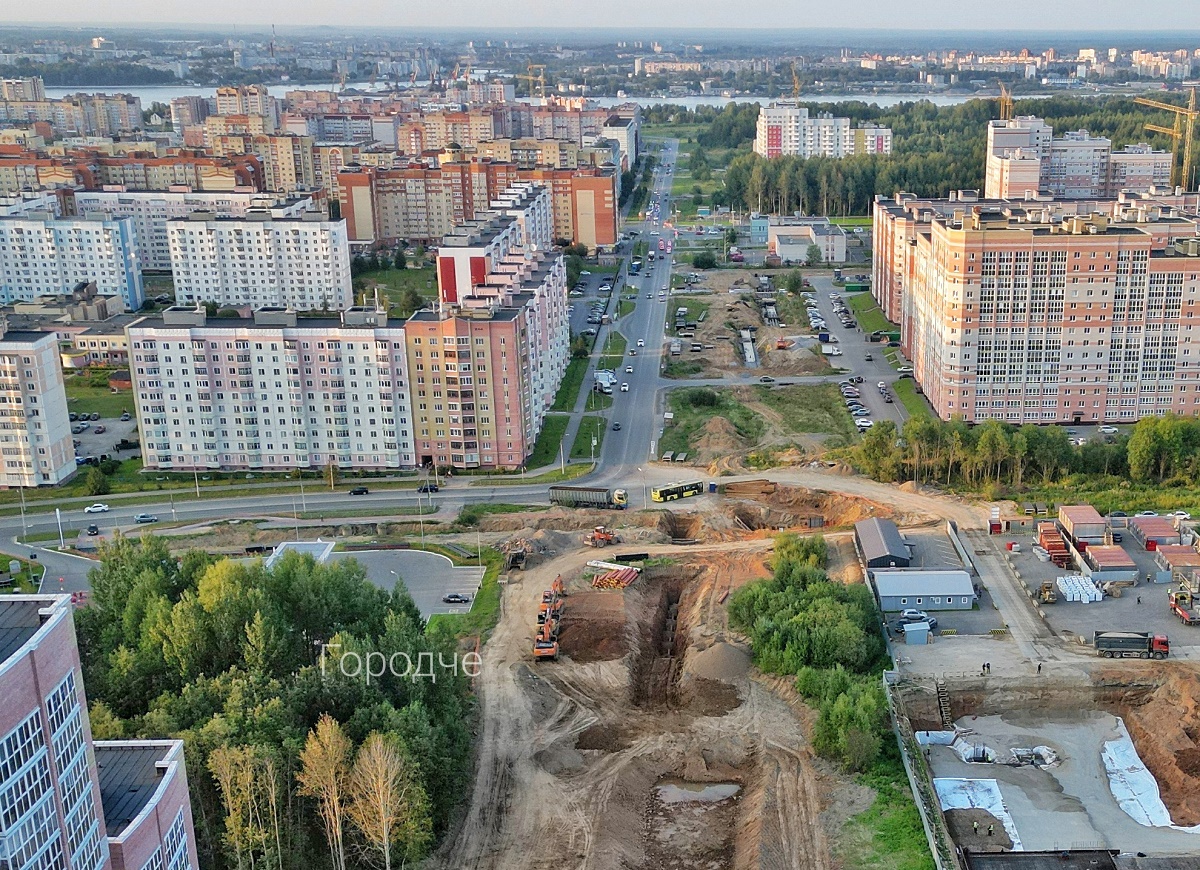Перекресток Монтклер-Рыбинская Перекресток Монтклер-Рыбинская