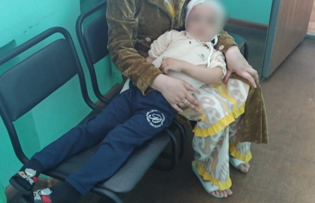 Мальчик с мамой Мальчик с мамой