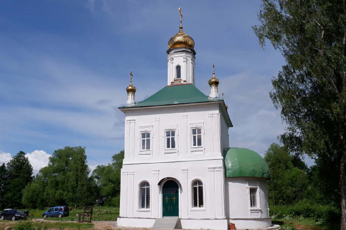 Храм