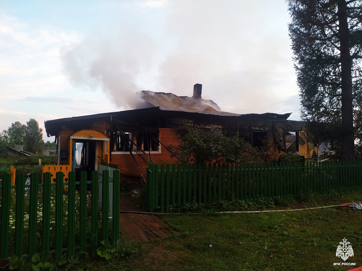 Последствия пожара в селе Борок Последствия пожара в селе Борок