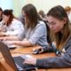 Студентки