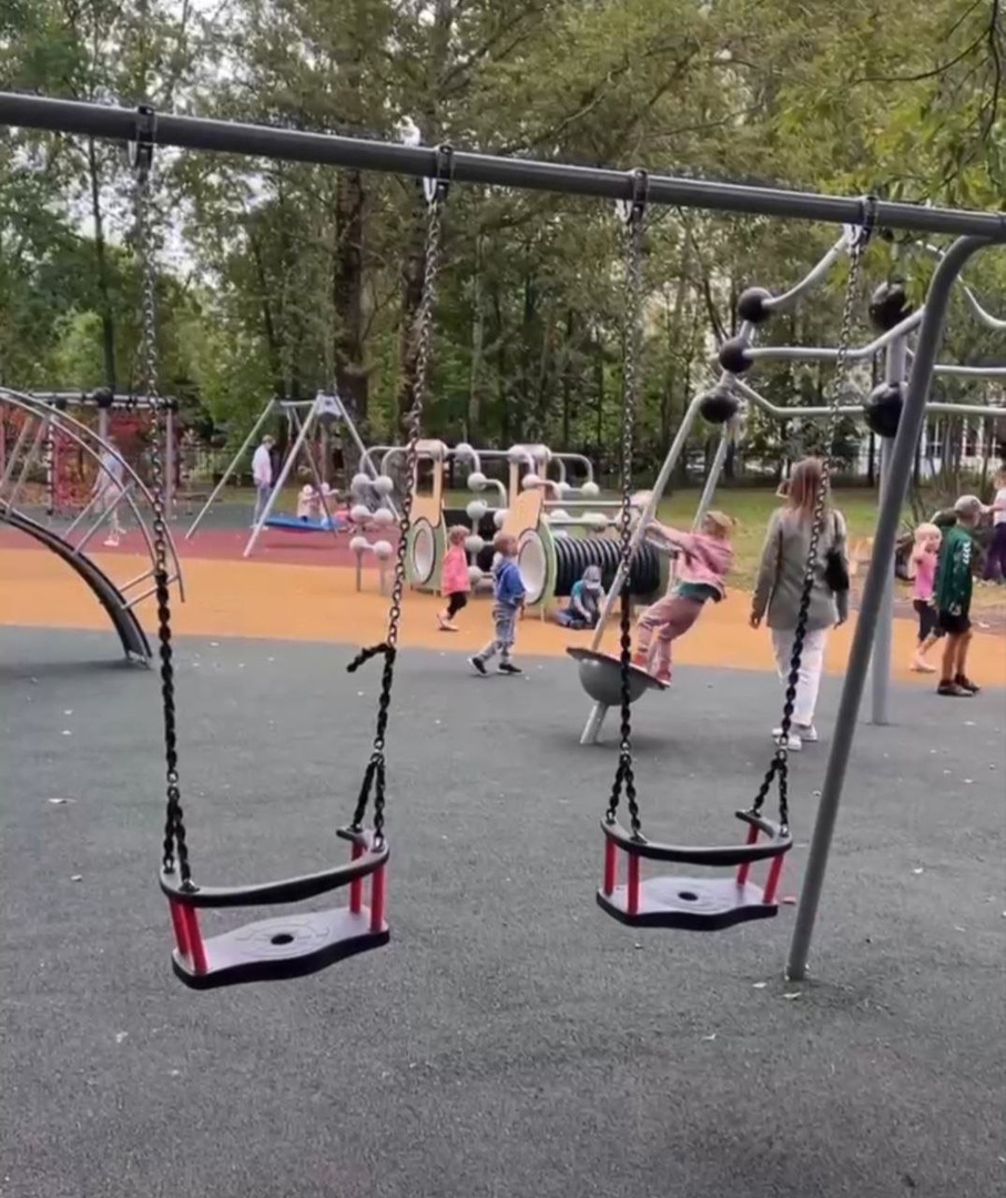 «Качели»