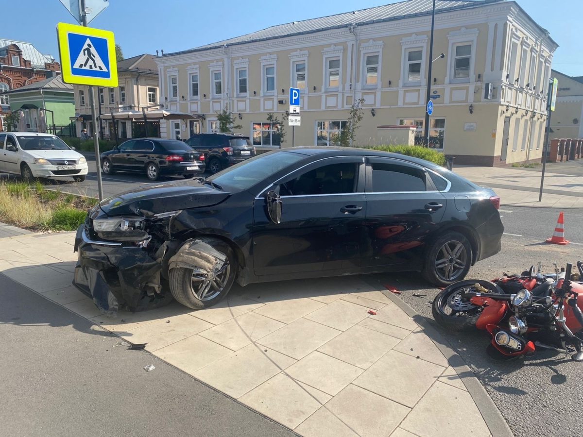 Место ДТП в Череповце на Советском проспекте Место ДТП в Череповце на Советском проспекте