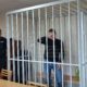 В клетке