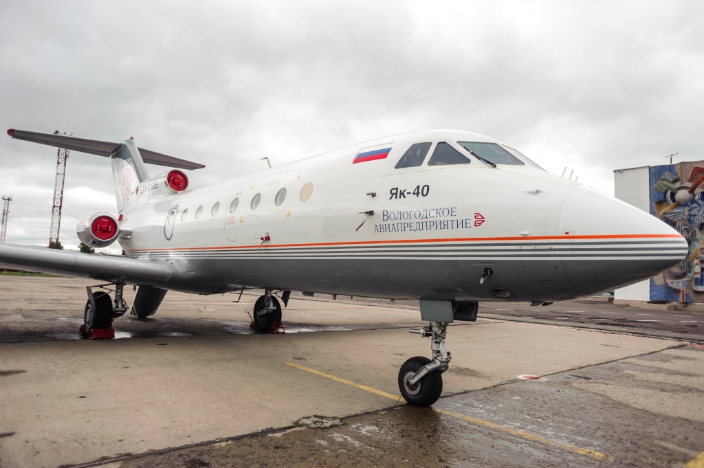 Як-40 Як-40