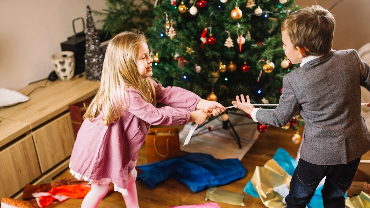 family-celebrating-christmas-home_23-2147715385