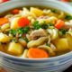 суп с курицей лапшой и картофелем