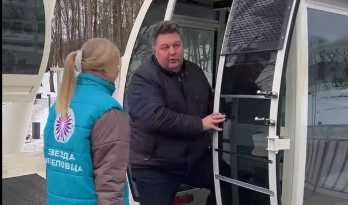 В Череповце открылся новый крутой аттракцион Звезда Череповца